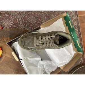 NWT Puma Khaki Low-Top Lace-Up Sneakers Casual Athletic Size 9 Men